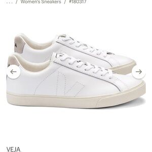 Veja White and Cream Women's Sneakers